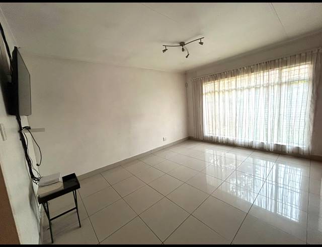 3 BEDROOM HOUSE TO LET IN ARCON PARK